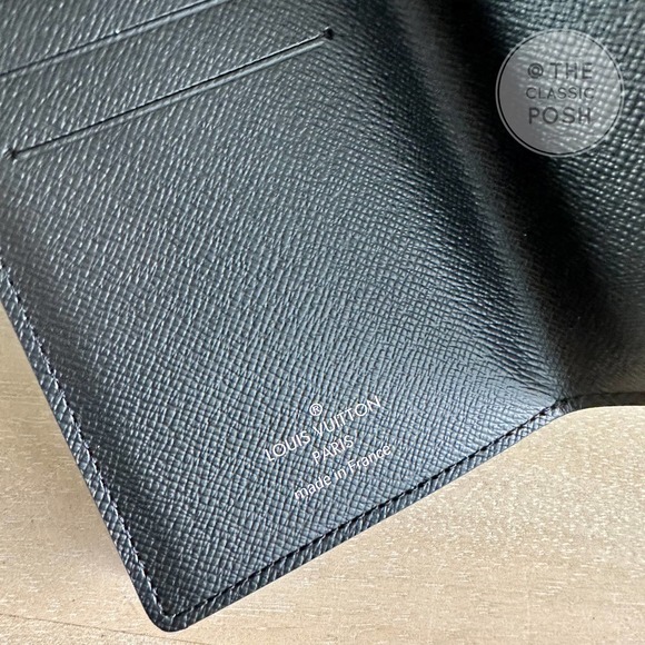EUC Louis Vuitton Electric Epi Eugene Portefeuille Wallet Black - Picture 13 of 14